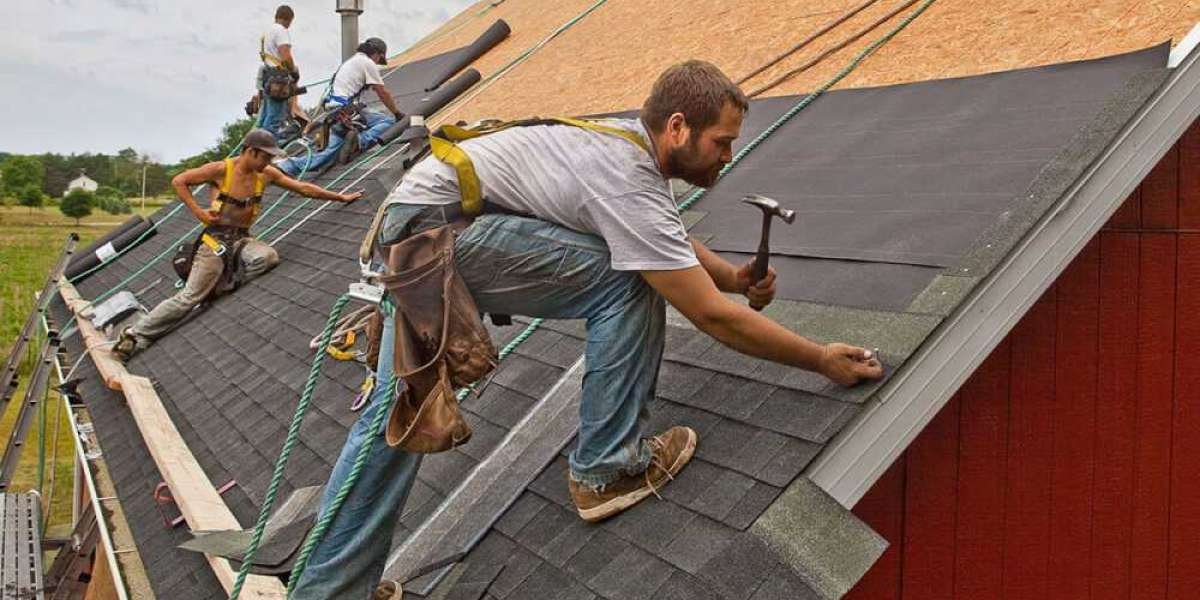 Can a General Contractor Do Roofing in NYC?