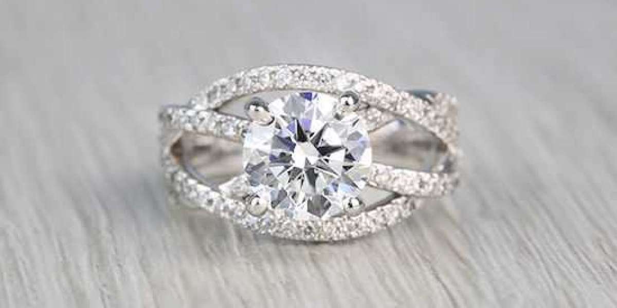 Know Everything About White Platinum Engagement Ring